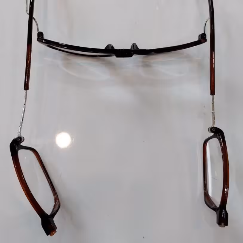 عینک مطالعه مگنتی