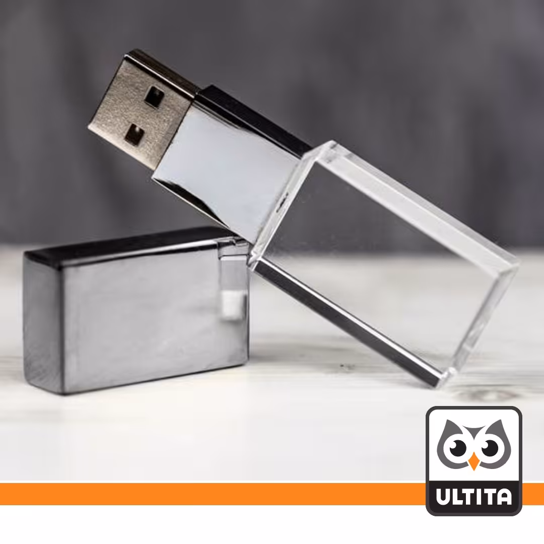 فلش کریستالی 02 32 گیگ اولتیتا با گارانتی