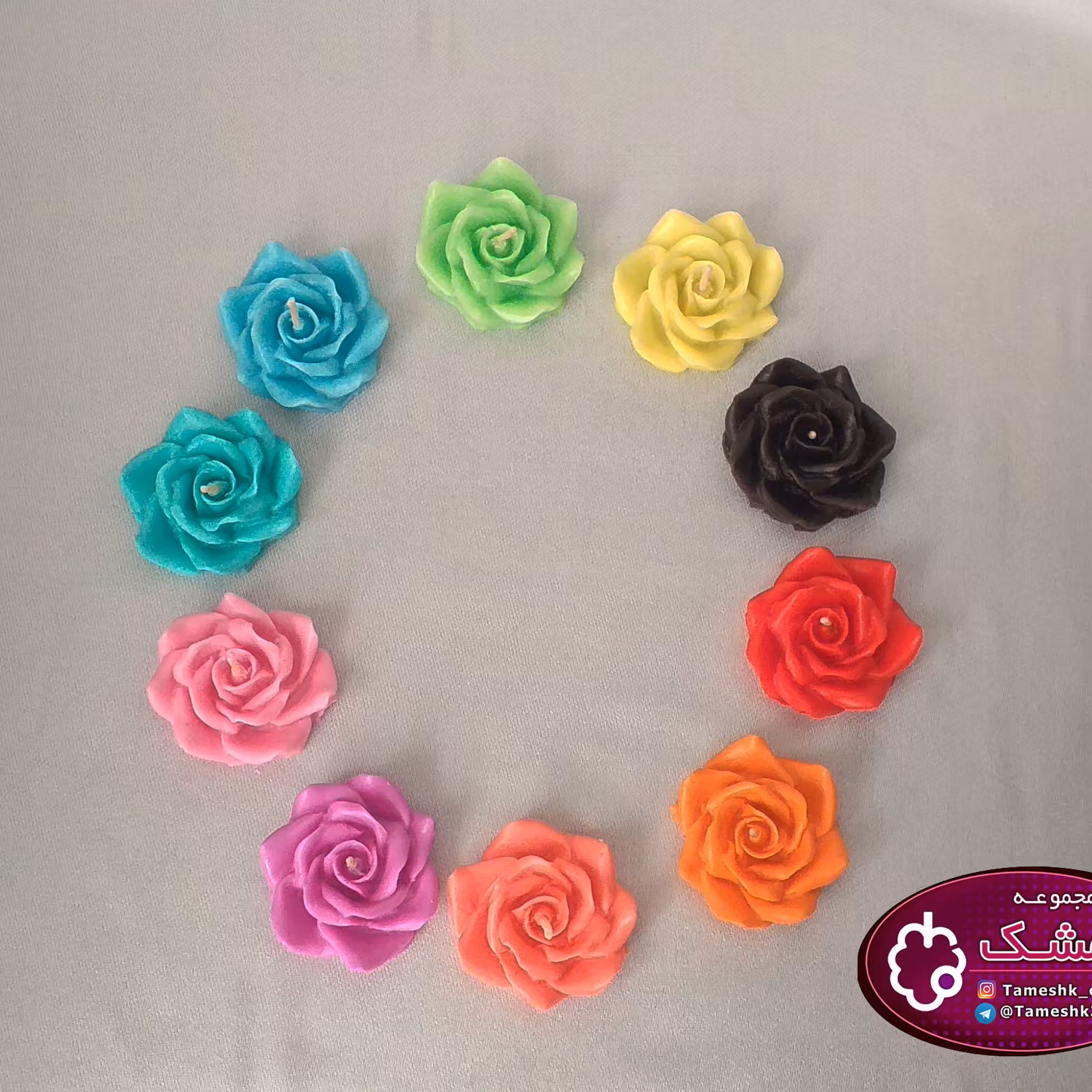 شمع گل رز شکفته