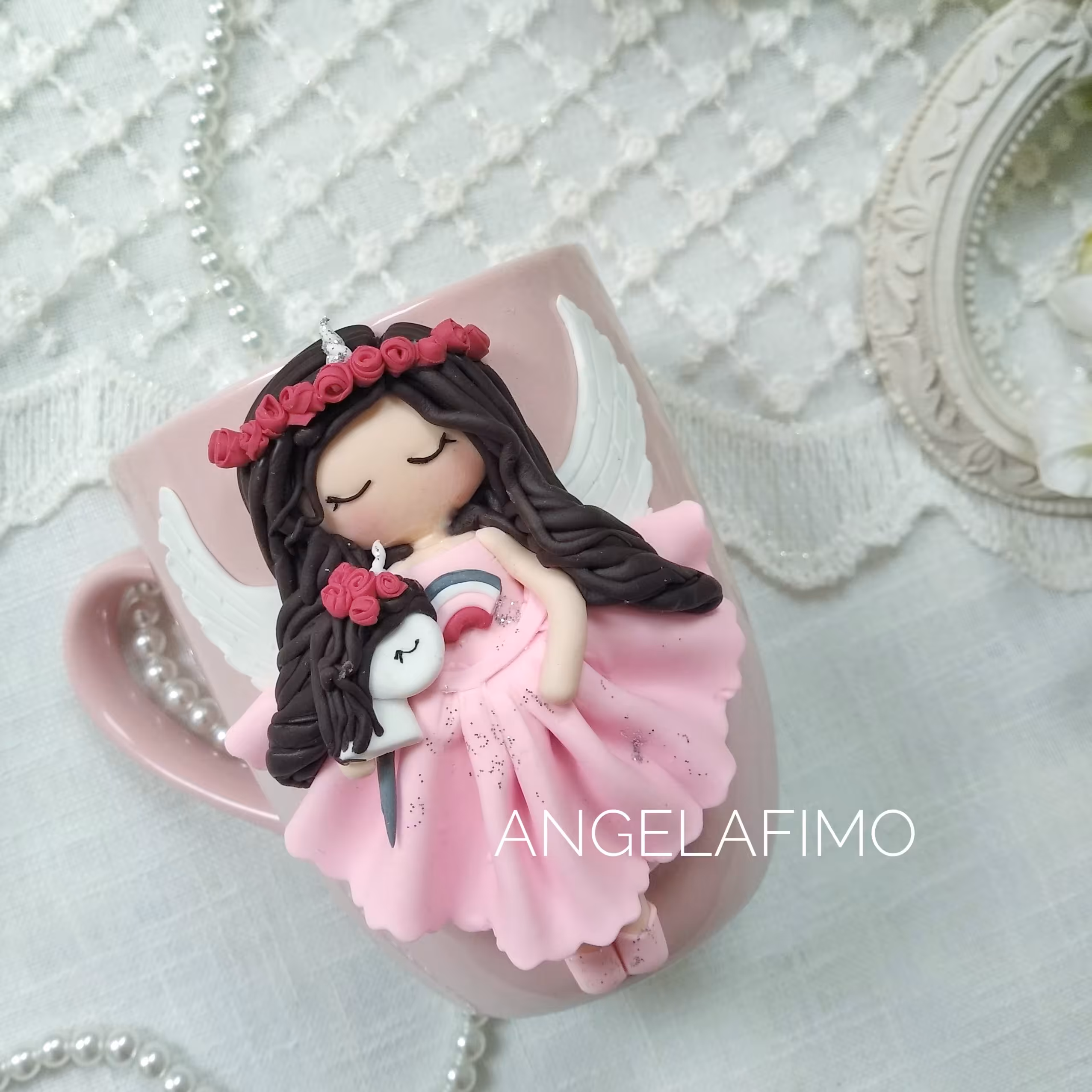 ماگ عروسکی طرح فرشته صورتی