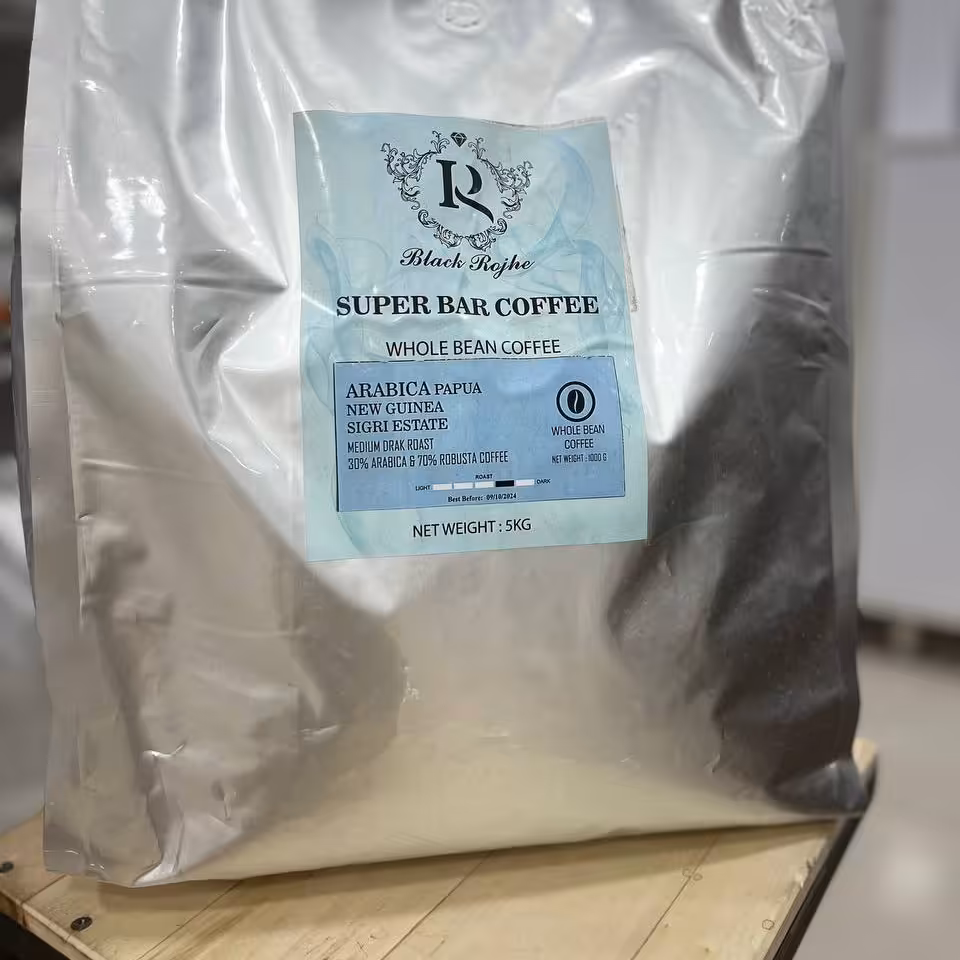 قهوه دان بلک روژه 70 درصد ربوستا و 30 درصد عربیکا رست مدیوم کیسه 5 کیلویی. 