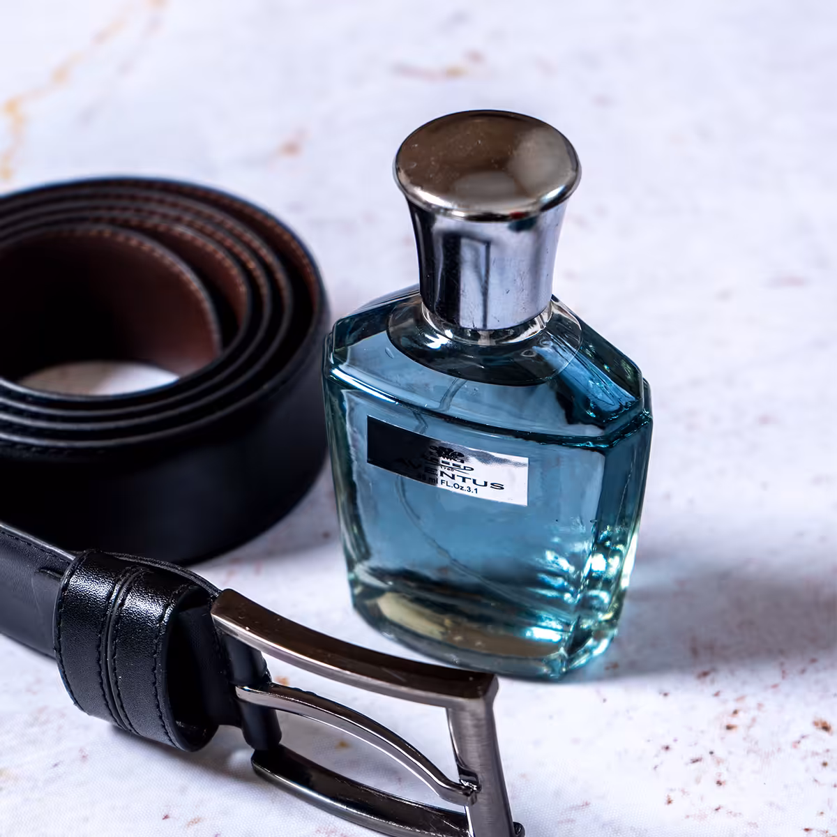 عطر مردانه Aventus