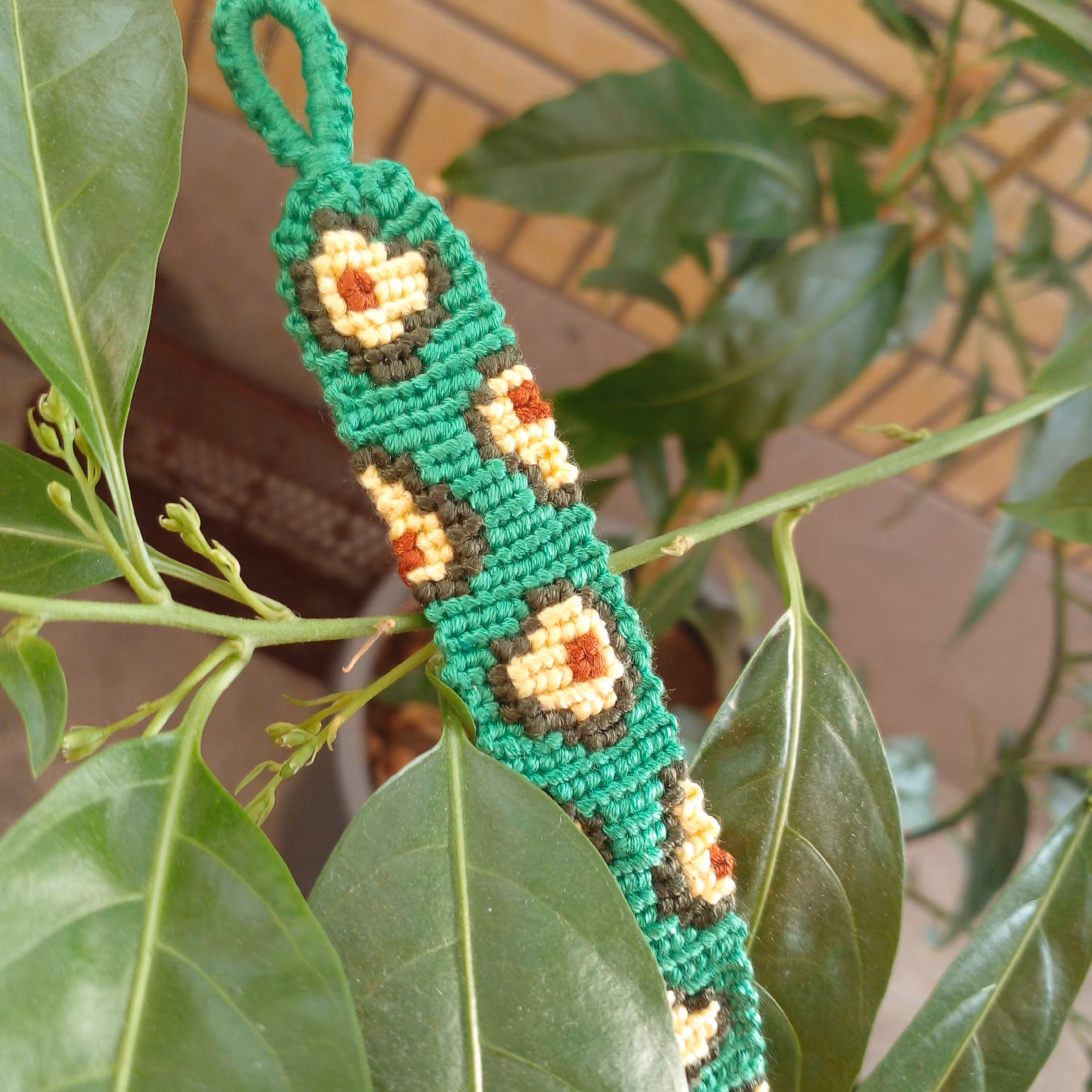 دستبند الفابافی طرح آووکادو