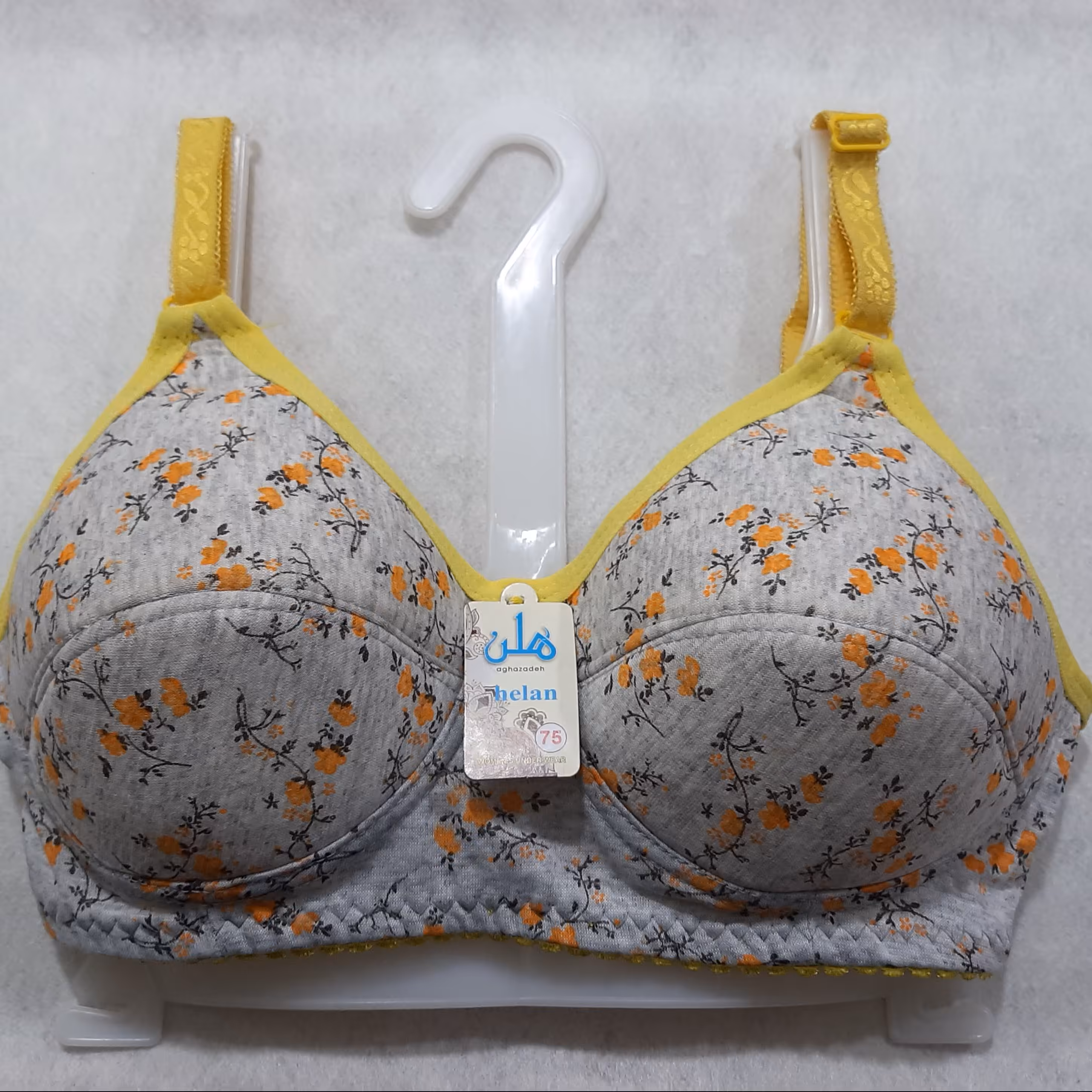 سوتین اسفنجی بدون فنرسایزبندی75تا90