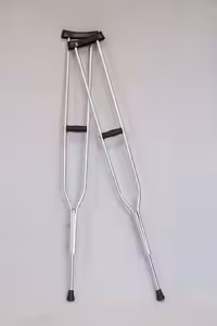 عصا زیر بغل