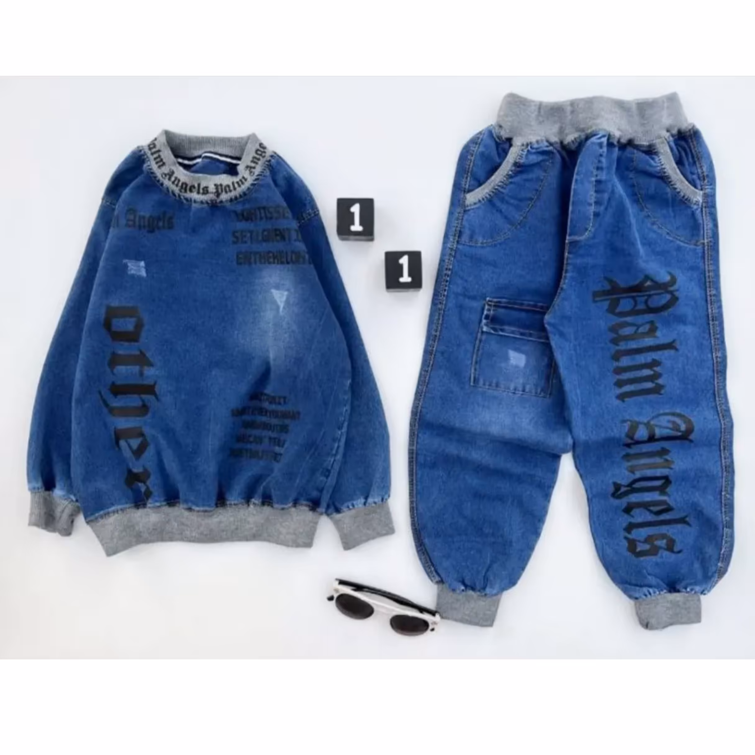 لباس بچگانه