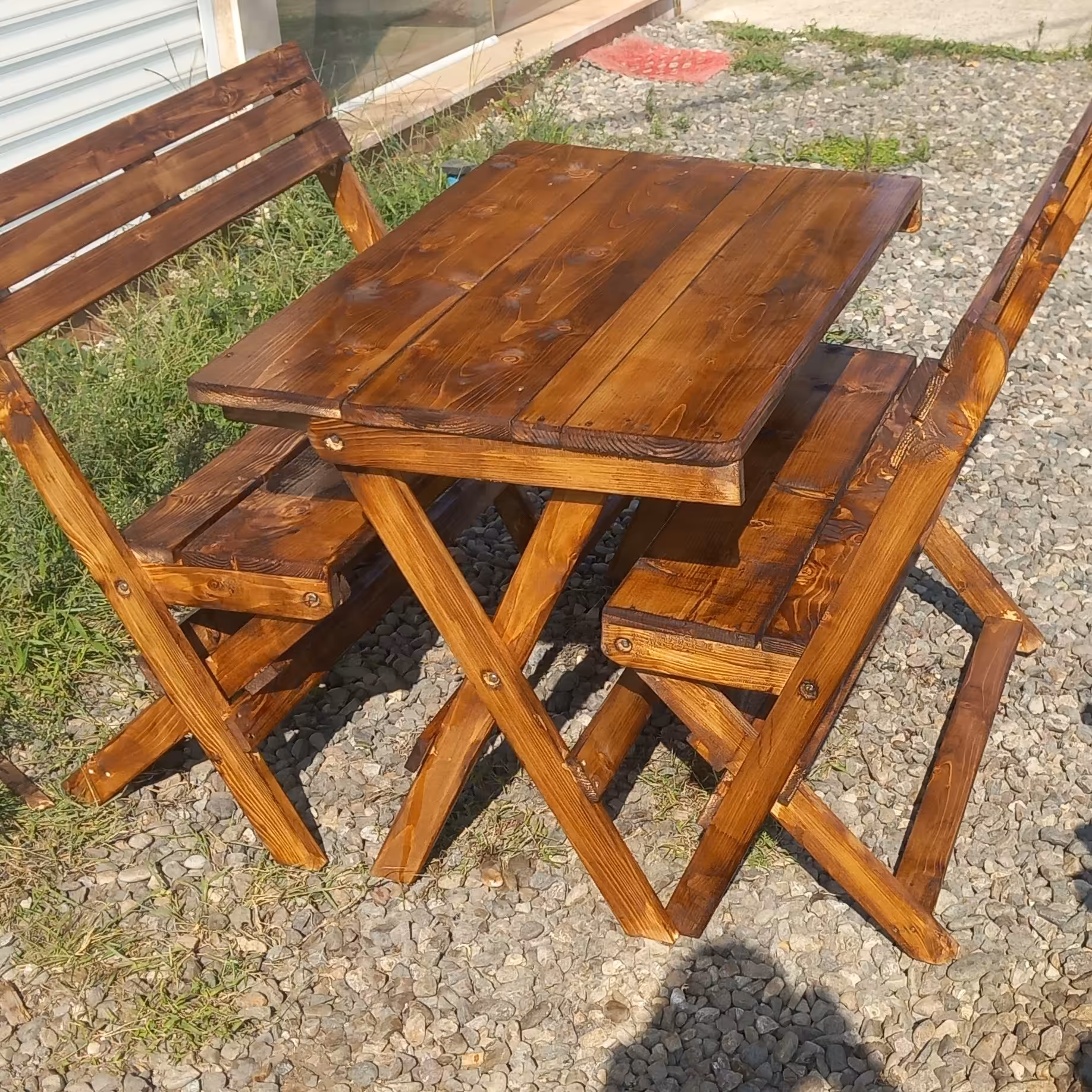 میز و نیمکت پشت دار درجه یک (پس کرایه)