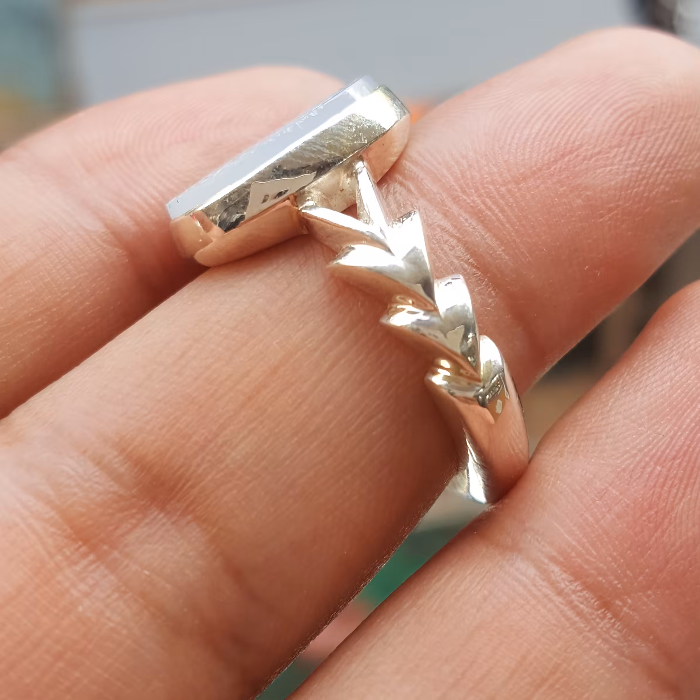 نگین عقیق یمن کبود رکاب دست ساز مدل صفوی حرز امام جواد علیه السلام تربت امام حسین 