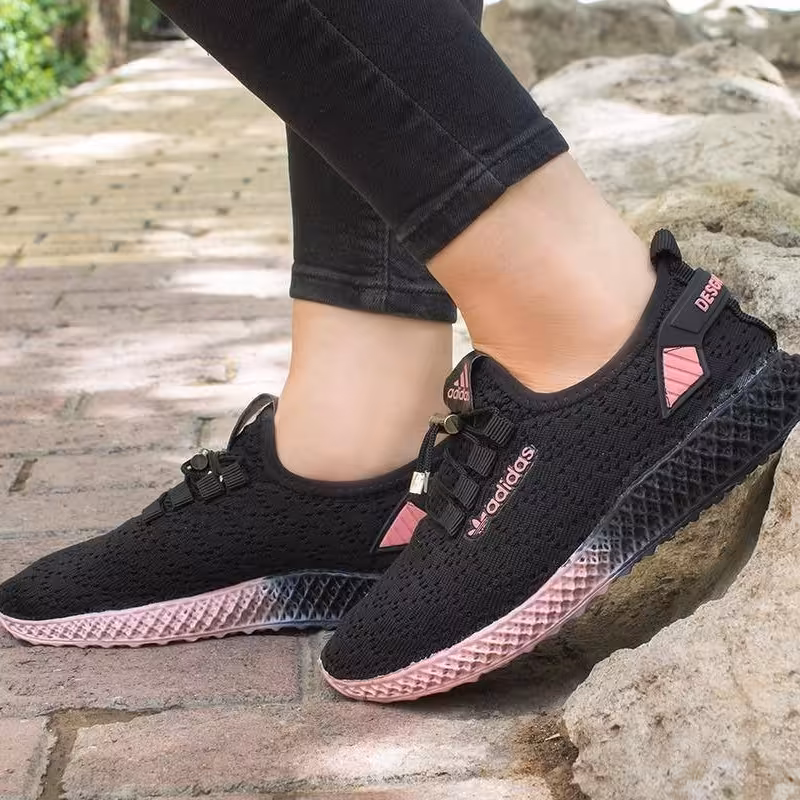 کفش زنانه آدیداس زیره دو رنگ سایز38 جنس بافتی ارسال رایگان از یاسوج 