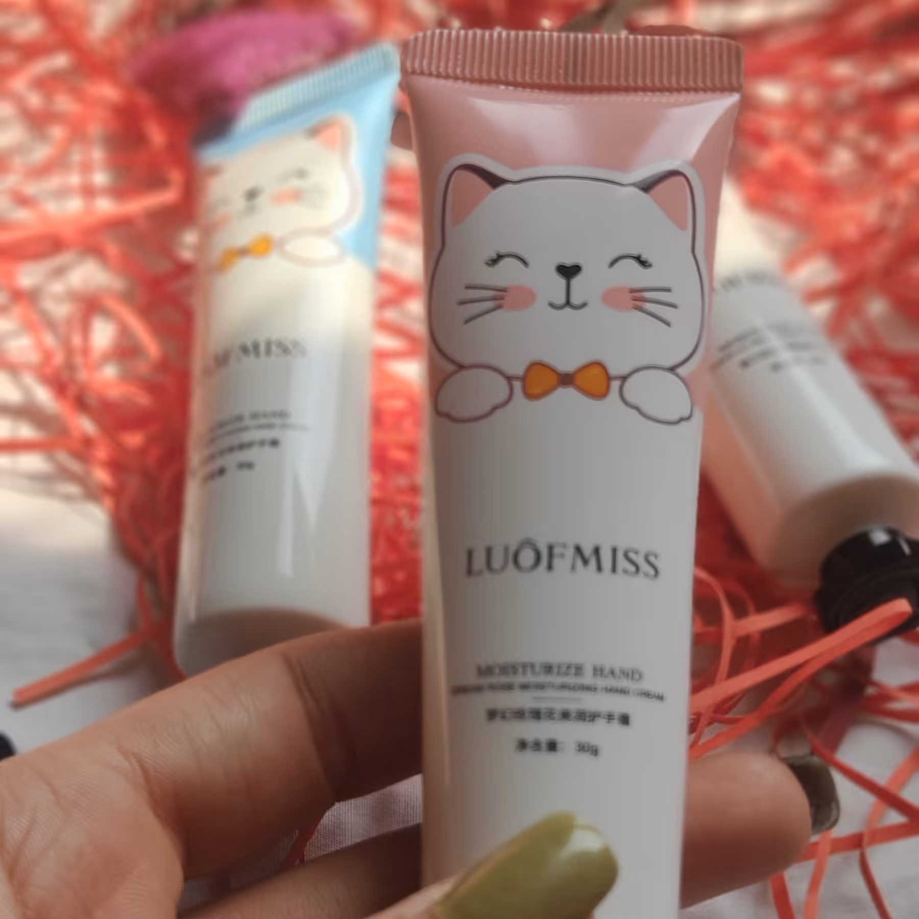 کرم مرطوب کننده دست و پا 