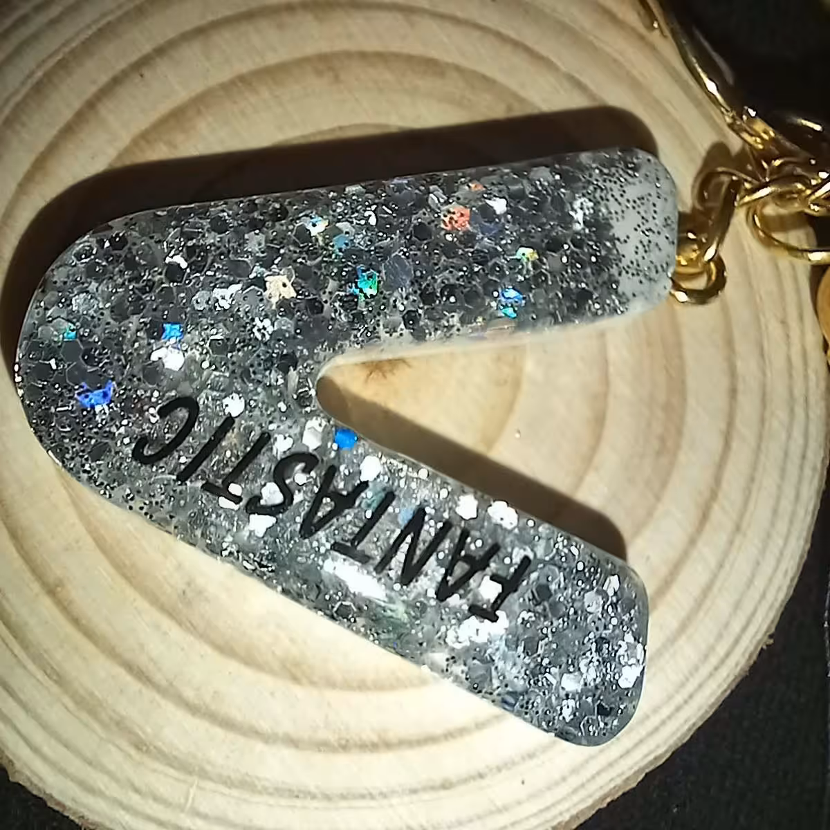 جاکلیدی رزینی حرف  V