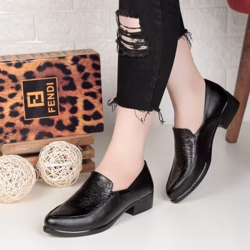 کالج زنانه  تک رنگ شیک و خوش پا 