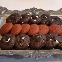 کوکی تریپل چاکلت پنیری بسیار خوش طعم با بهترین مواد اولیه مناسب کافی شاپ ها