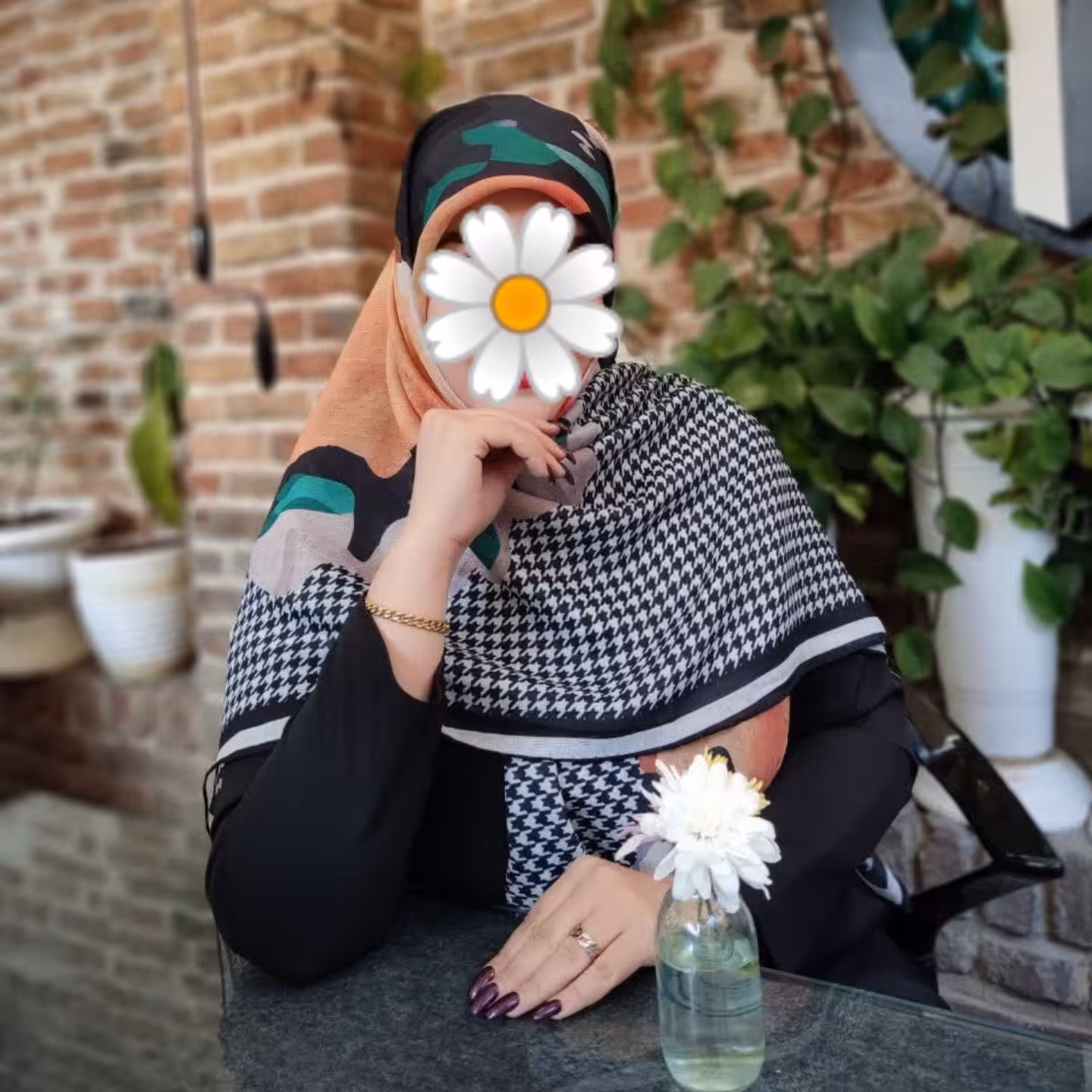روسری قواره بزرگ سوپر نخ گارزا طرح پیچازی رنگی