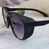 عینک آفتابی