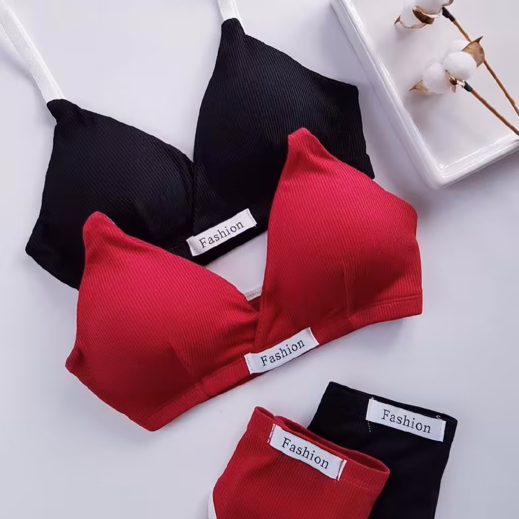 ست نیمتنه شورت کبریتی کاپ مثلثی فری سایز مناسب تا سایز40 و سایز سوتین تا 75 اسفنجی