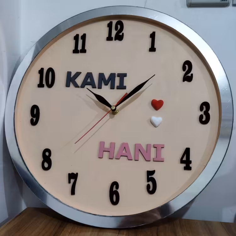 ساعت دیواری 