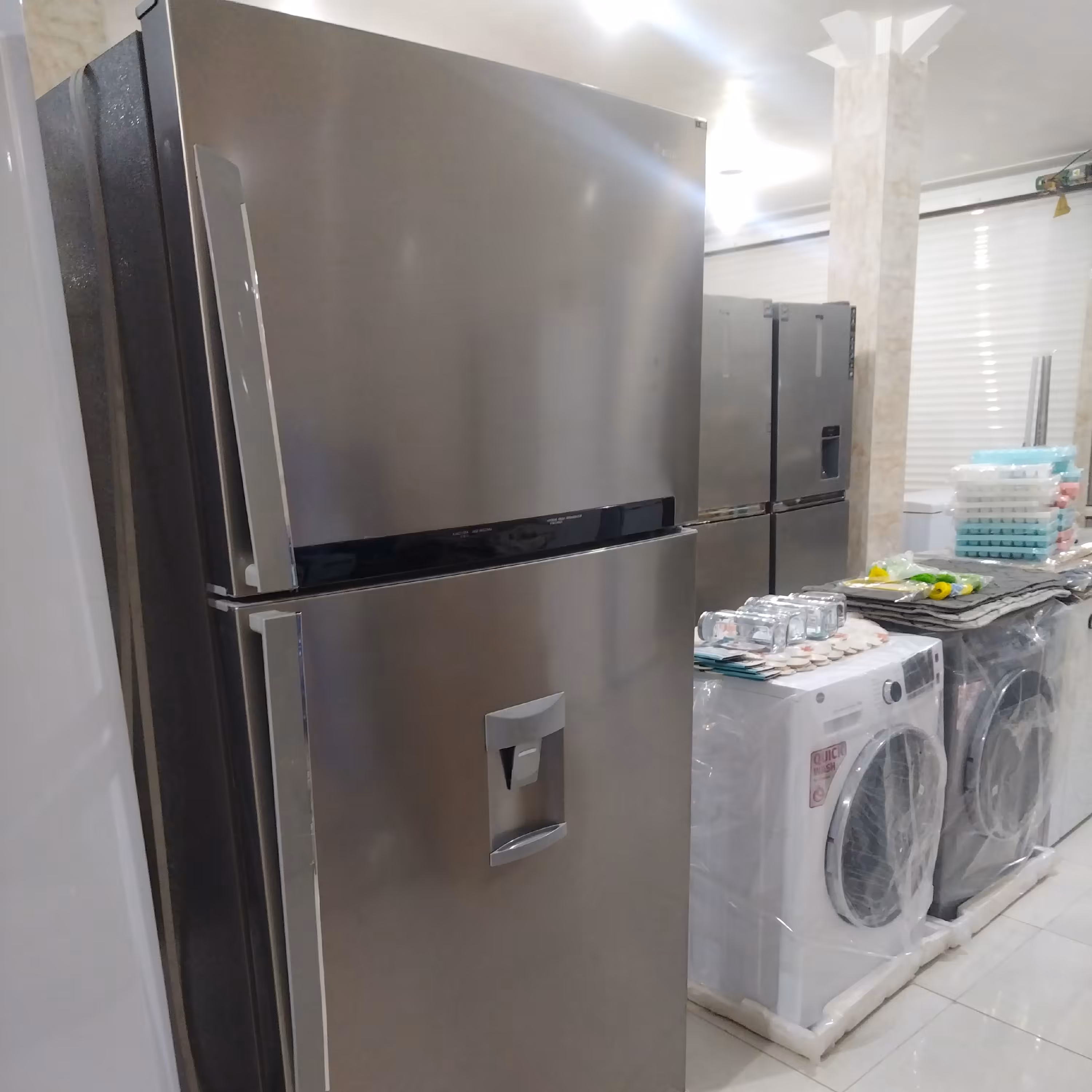 یخچال فریزر بنس مدل T7