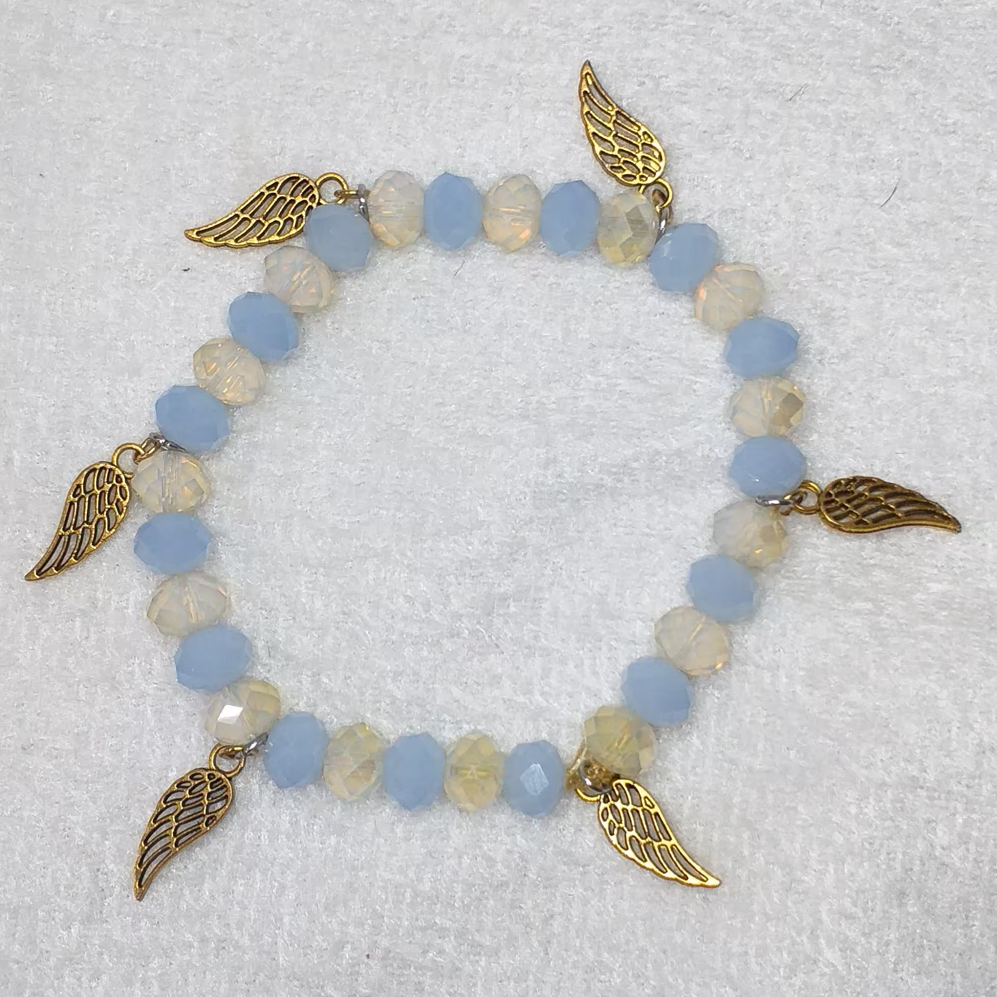 دستبند آویز دار  دانه تراش زیبامون