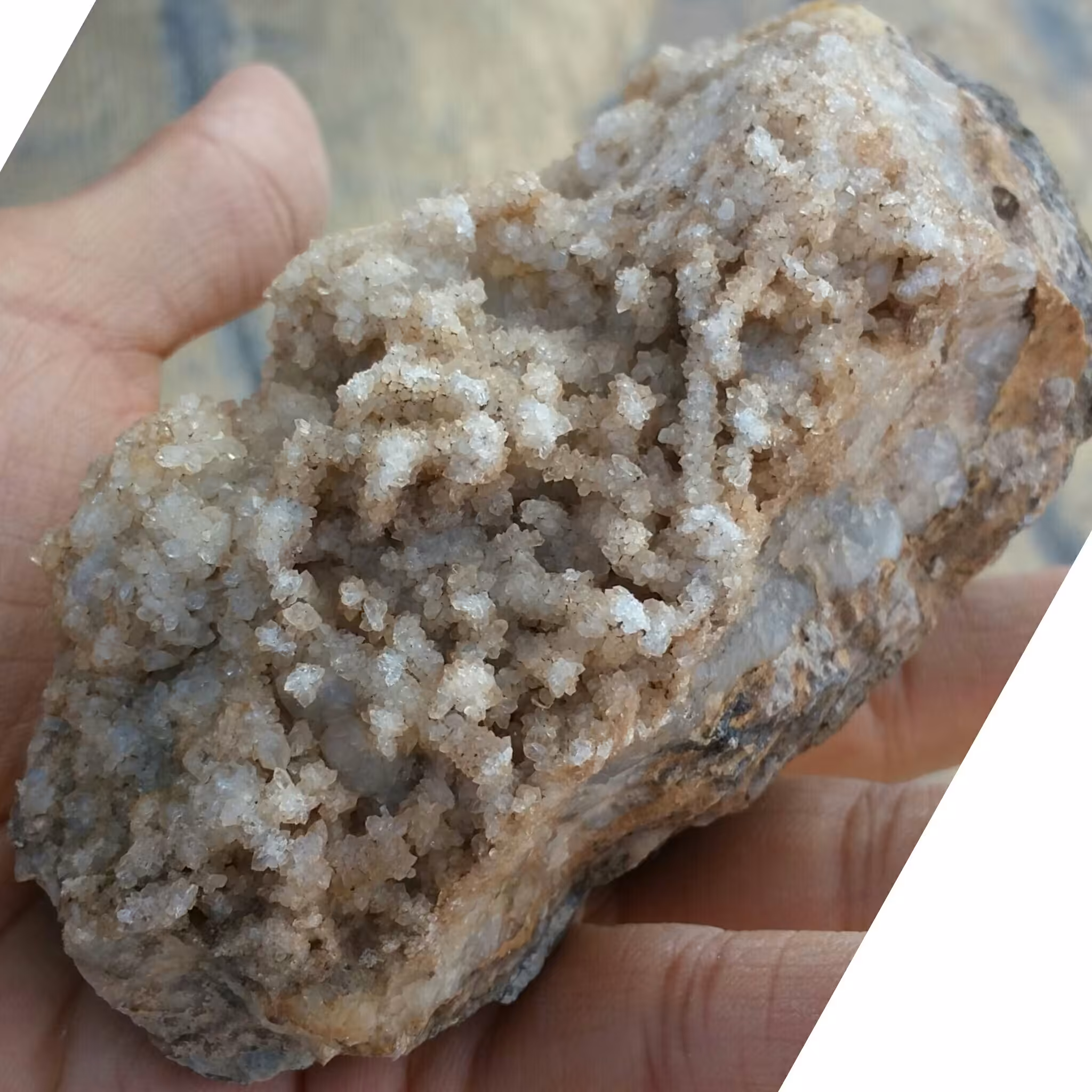 نمونه فوق کلکسیونی غوولپیکر کلسیت کوارتز بلور شکری دیدنی محشر بسیااااار زیبا 100 در 100 طبیعی خارق العاده و تک

کد 8204