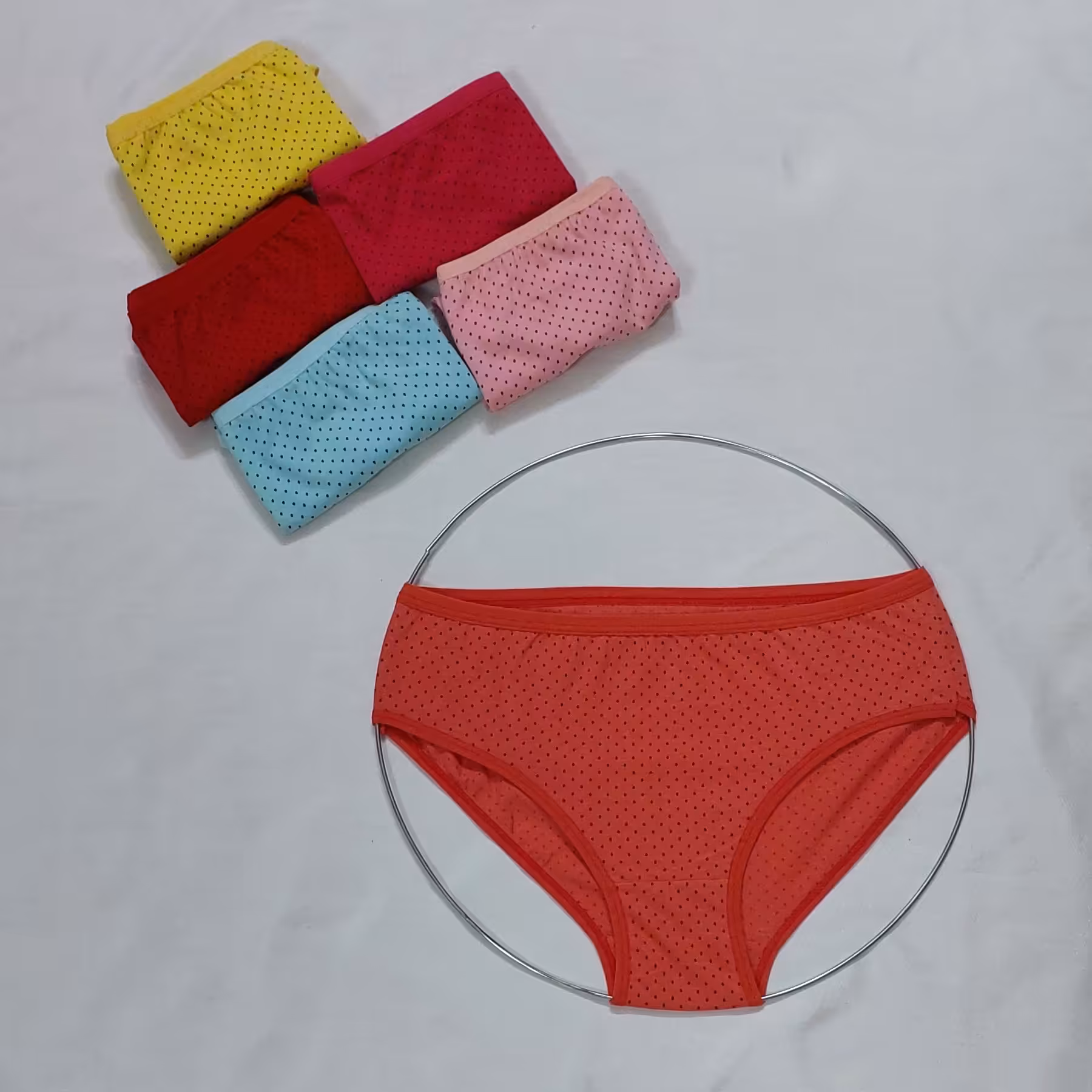 پک سه عددی شورت خالخالی