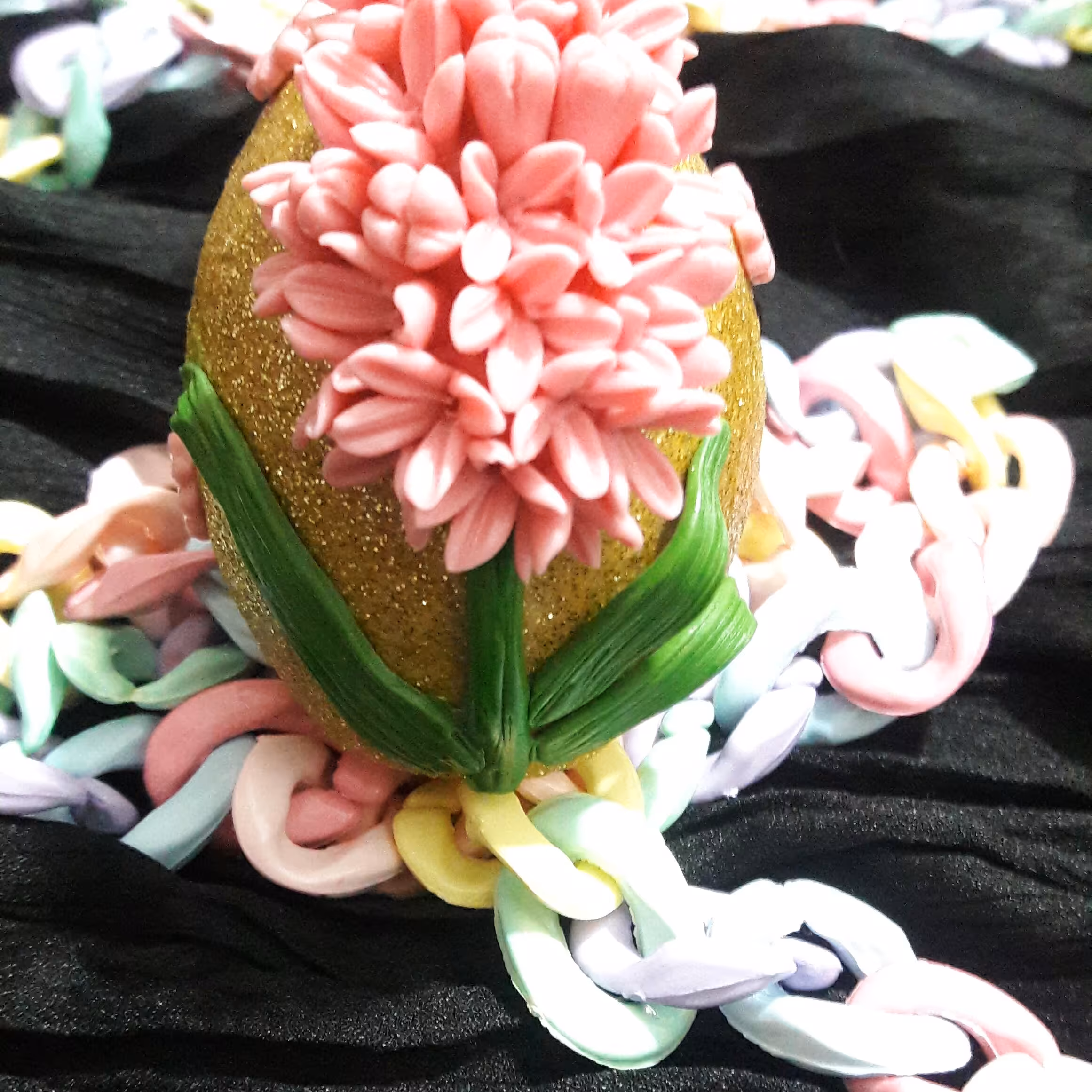 تخم مرغ سفالی با تزیئن سنبل برای هفت سینهای شیک و خاص قابل شستشو