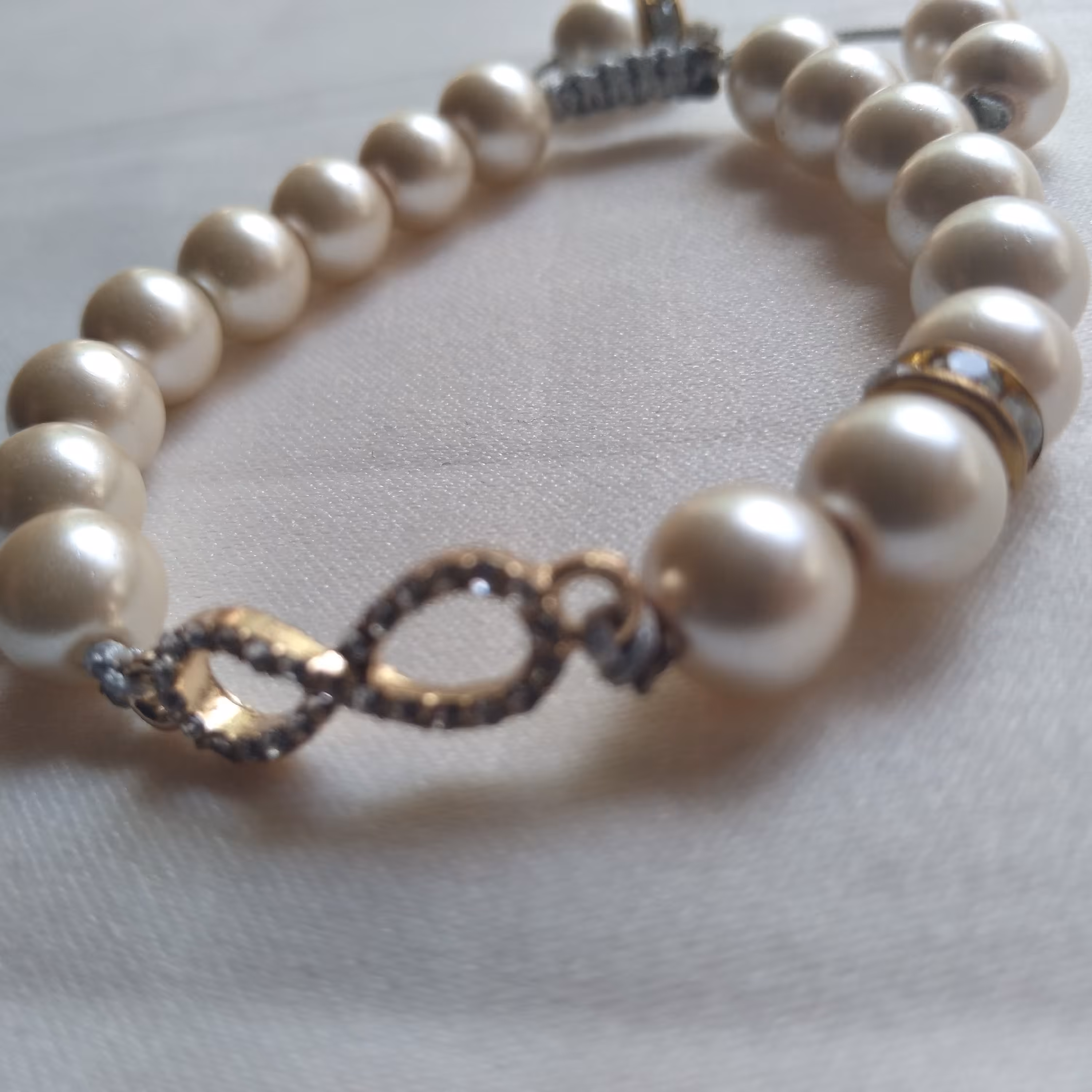 دستبند بی نهایت