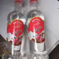 گلاب عقیـق کاشـان بطری 450 گرمی