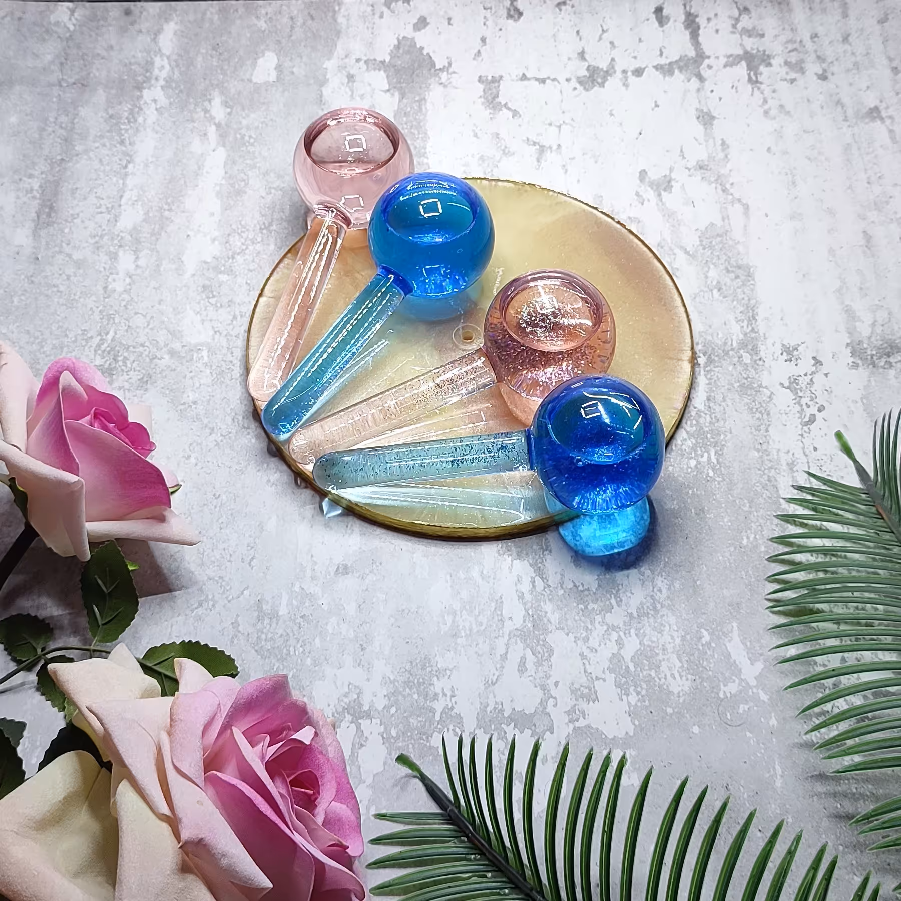 آیس گلوب(گوی یخ)