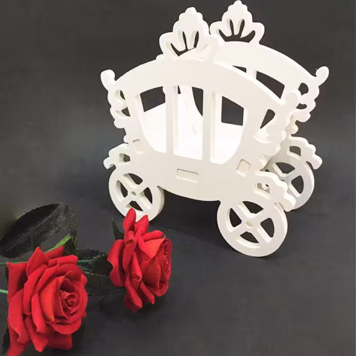 دکوری مدل کالسکه رنگ سفید