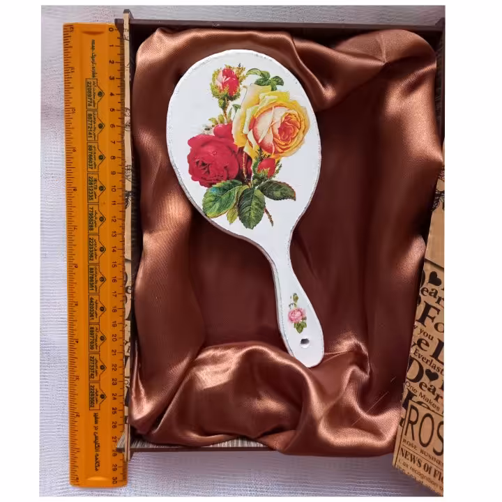 آینه آیینه آرایشی دستی چوبی طرح گل گلی پشت و رو طرح گل با جعبه کادویی شیک
