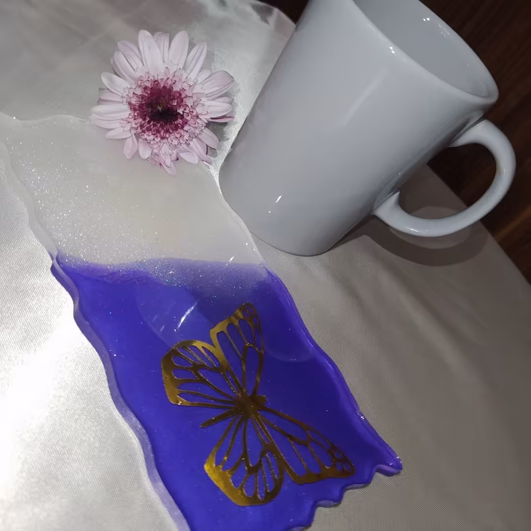 زیرلیوانی زرینی