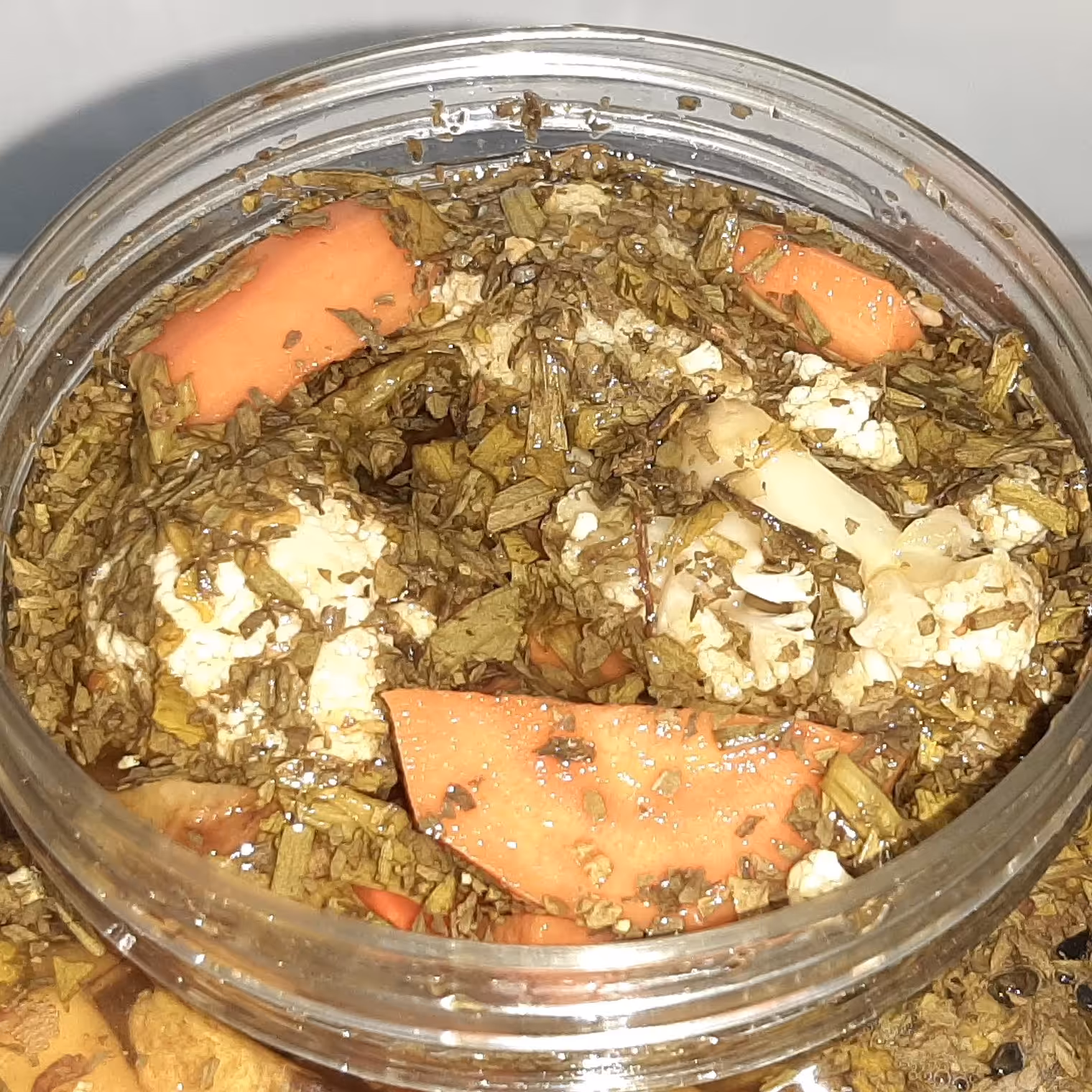 ترشی گل کلم 300 گرم خالص معطر با سبزی خشک خانگی ممتاز  مخلوط