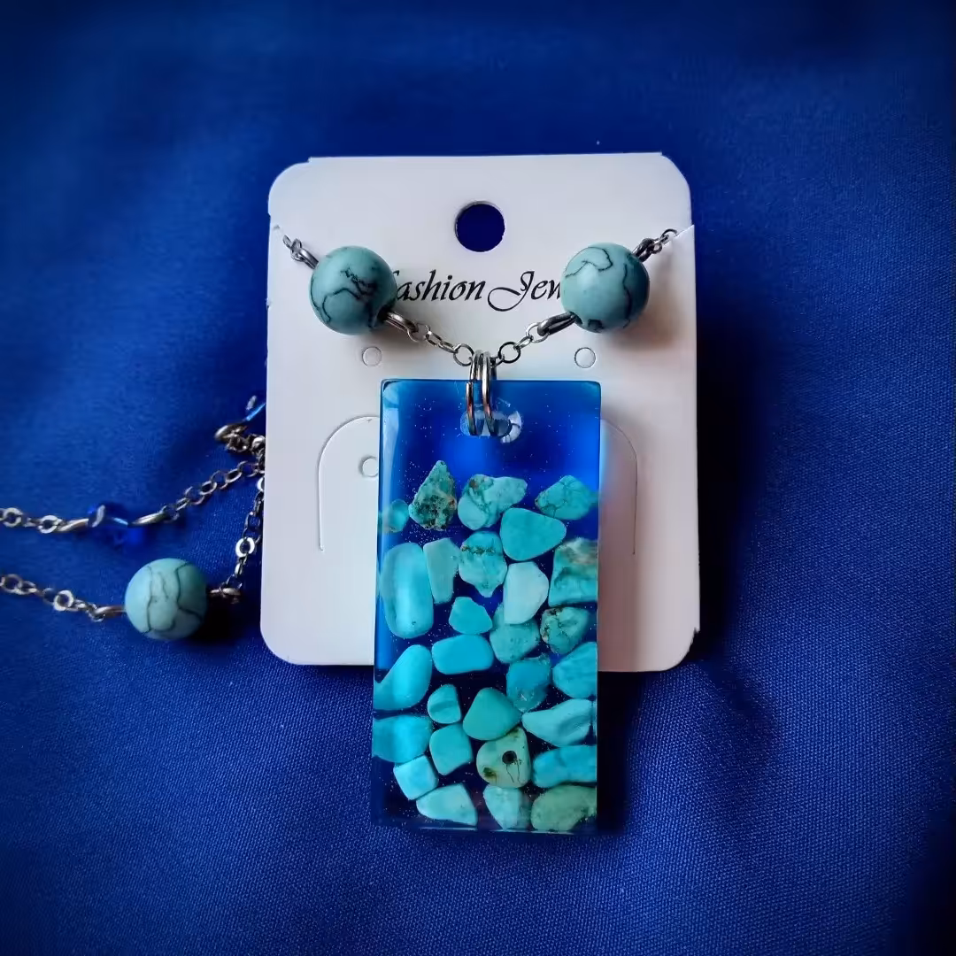 گردنبند رزینی فیروزه2