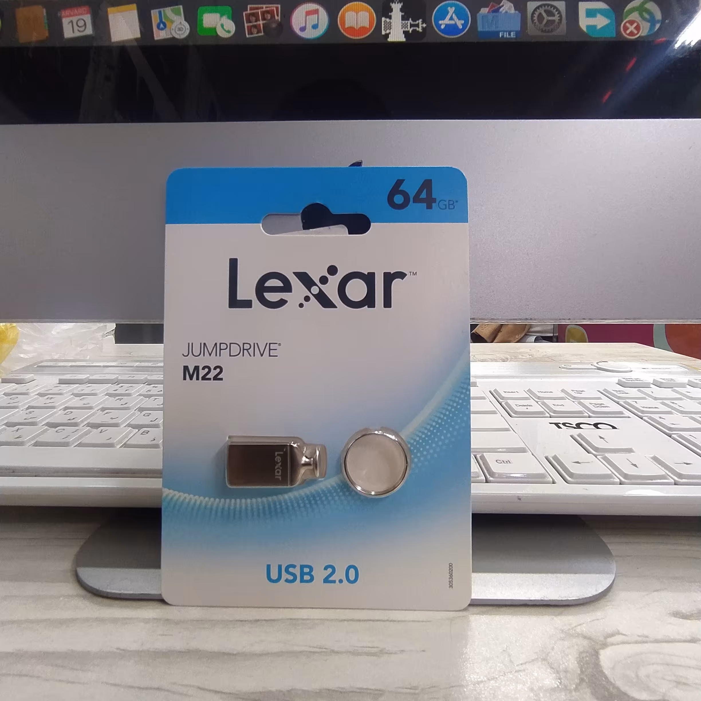 فلش 64 گیگ لکسار با گارانتی 