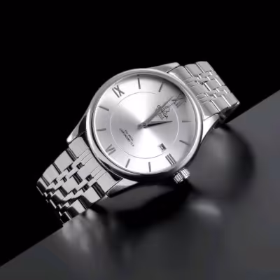 یک شیک کلاسیک اتوماتیک از برند امگا اورجینال با پک اصلی