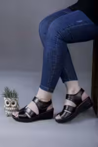 کفش طبی ترنج