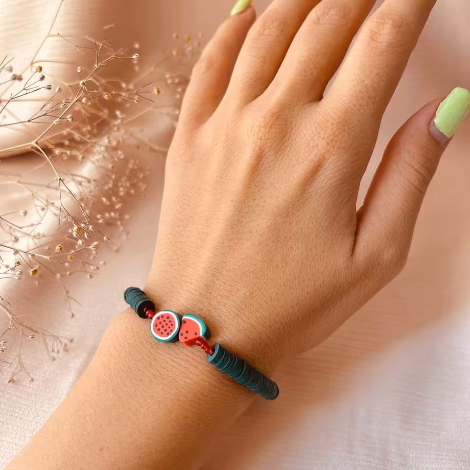 دستبند فیمو سبز با مهره های هندوانه