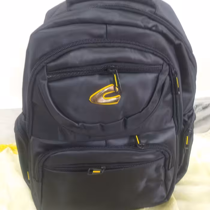 کوله پشتی مارک کمل جنس رویه کج راه خارجی آستر خارجی  محافظ لب تاب  پشت جلیقه ی