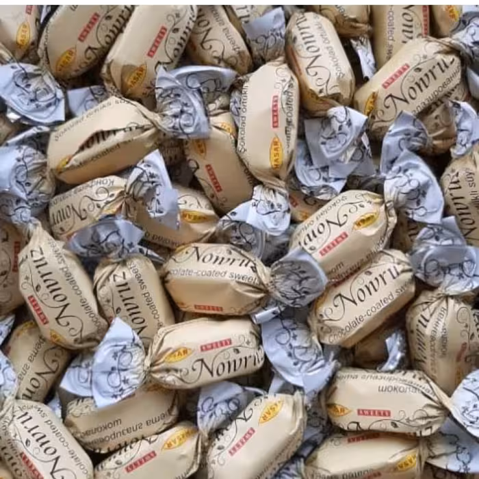 شکلات پذیرایی نوروز با مغز ژله ای عسلی 1 کیلویی Nowruz