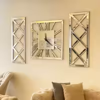 ساعت دکوراتیو مولتی استایل کتیبه دار، در دو رنگ طلایی و نقره ای، سایز  ساعت 50 سانت