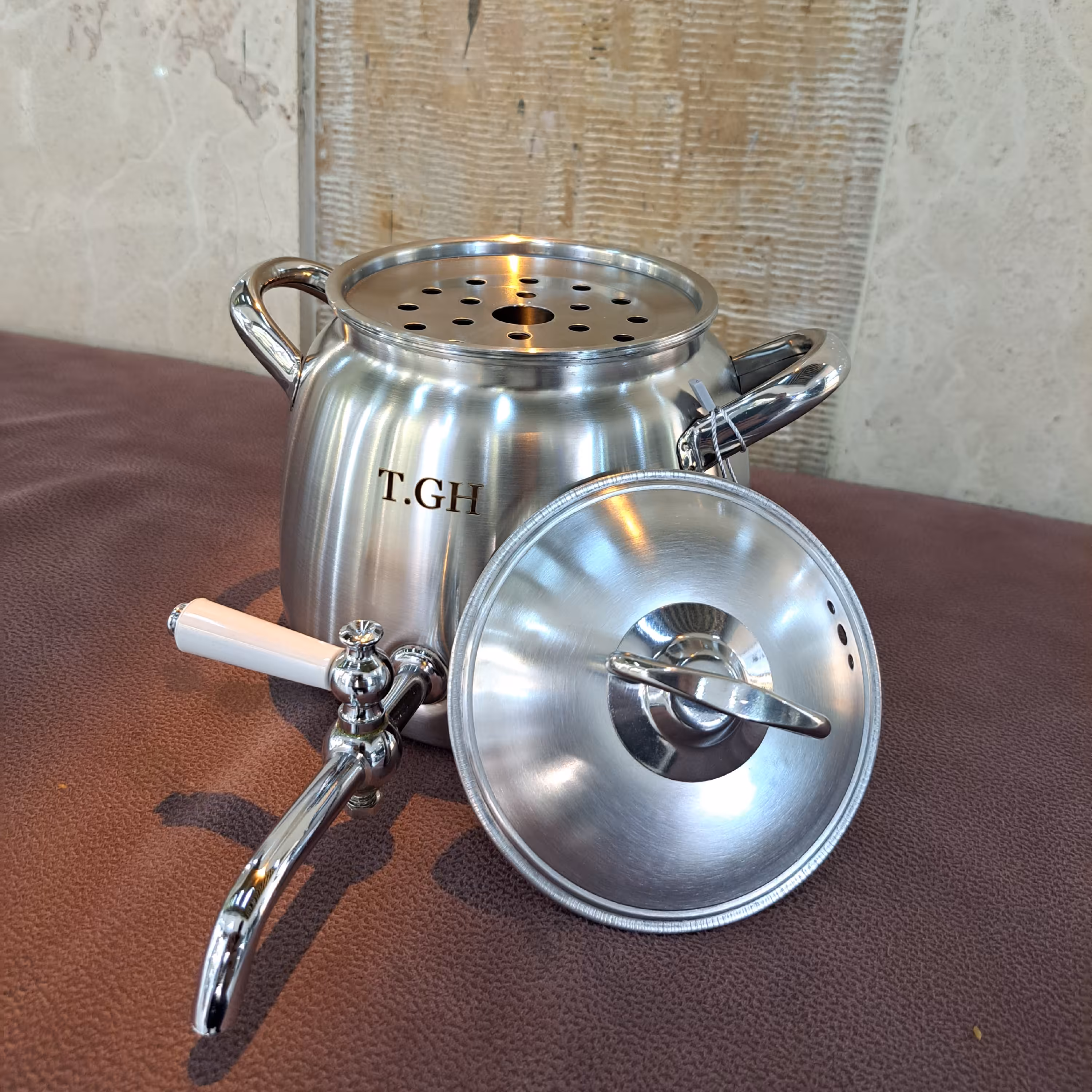 کتری شیردار 2.5 لیتری استیل مات برند قیطاسی(T.GH)