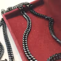 زنجیر مردانه استیل رنگ ثابت مدل زنجیر درشت رنگ مشکی کد1