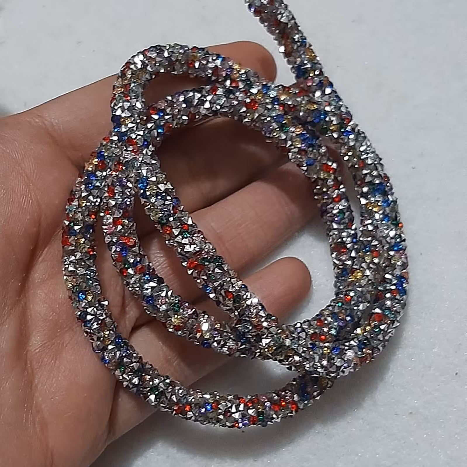 سوارسکی هفت رنگ . جذاب . فقط 60 سانت باقی مانده