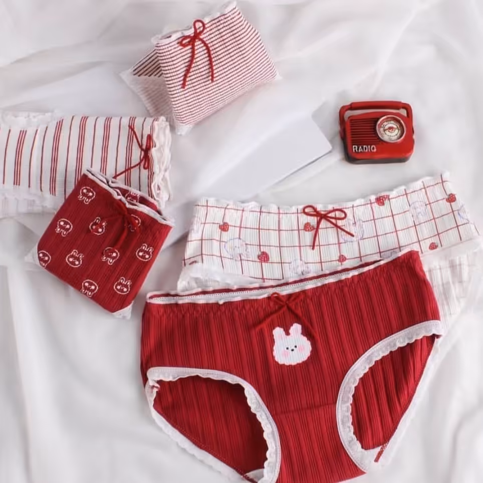 شورت عروسکی وارداتی سایز36تا44 رنگ و طرح مطابق تصویر 