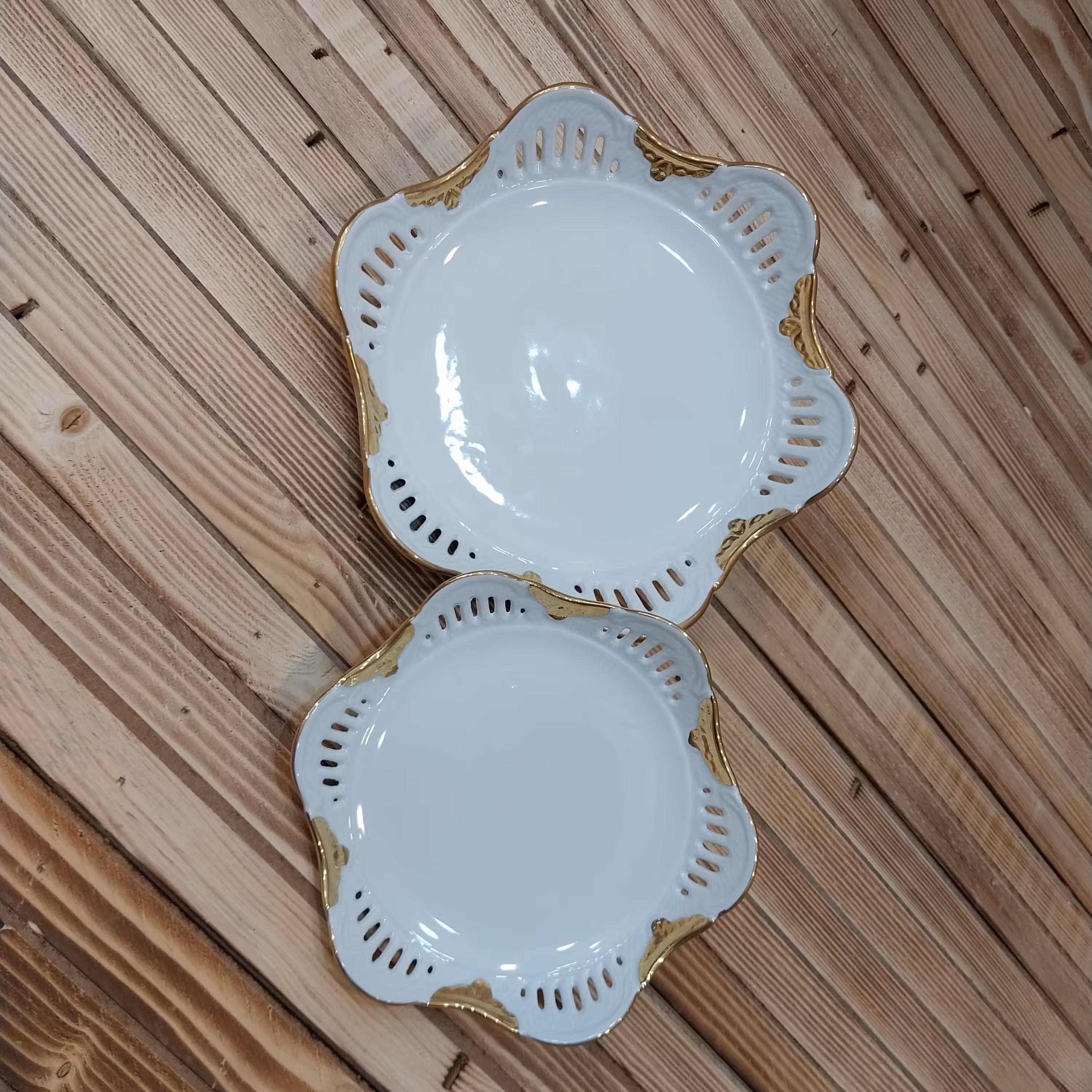 شیرینی و شکلات خوری دوخط طلا بزرگ 