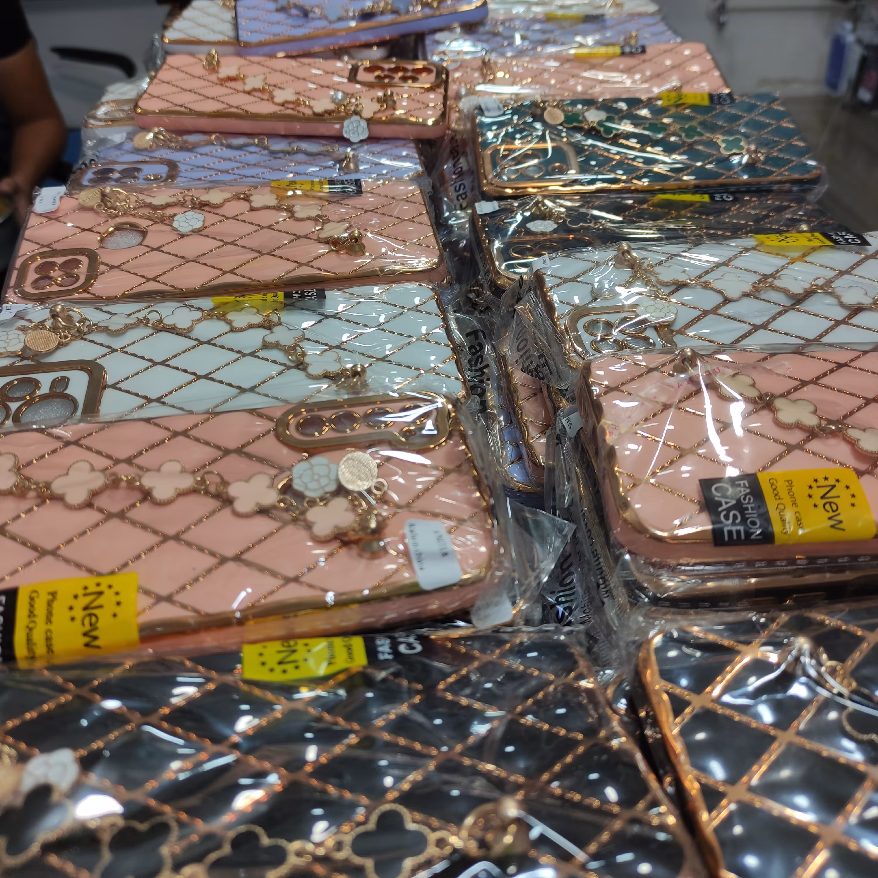 قاب گوشی دخترانه فانتزی در 5 رنگ موجود ب تمامی گوشی ها