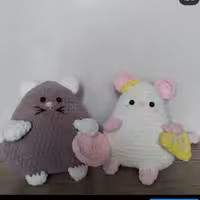 گربه و موش فانتزی قلاب بافی شده با کاموای مخملی ترک قابل سفارش در رنگ های دلخواه