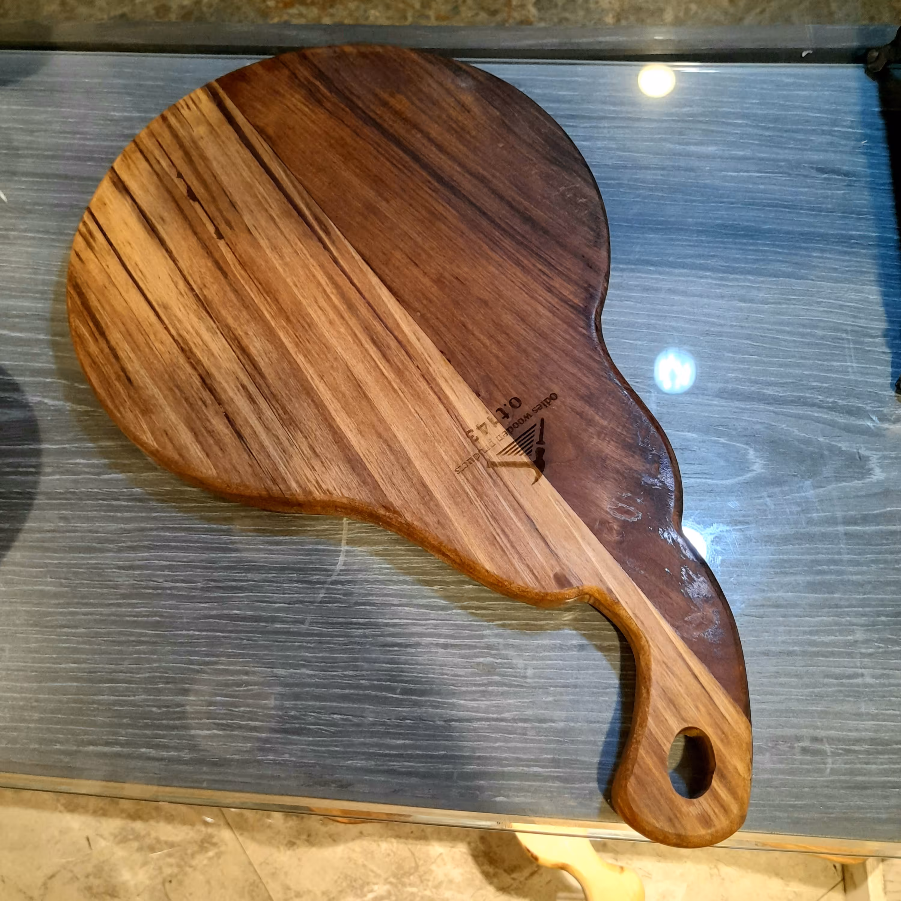 تخته کار یا تخته گوشت چوبی طرح گلابی