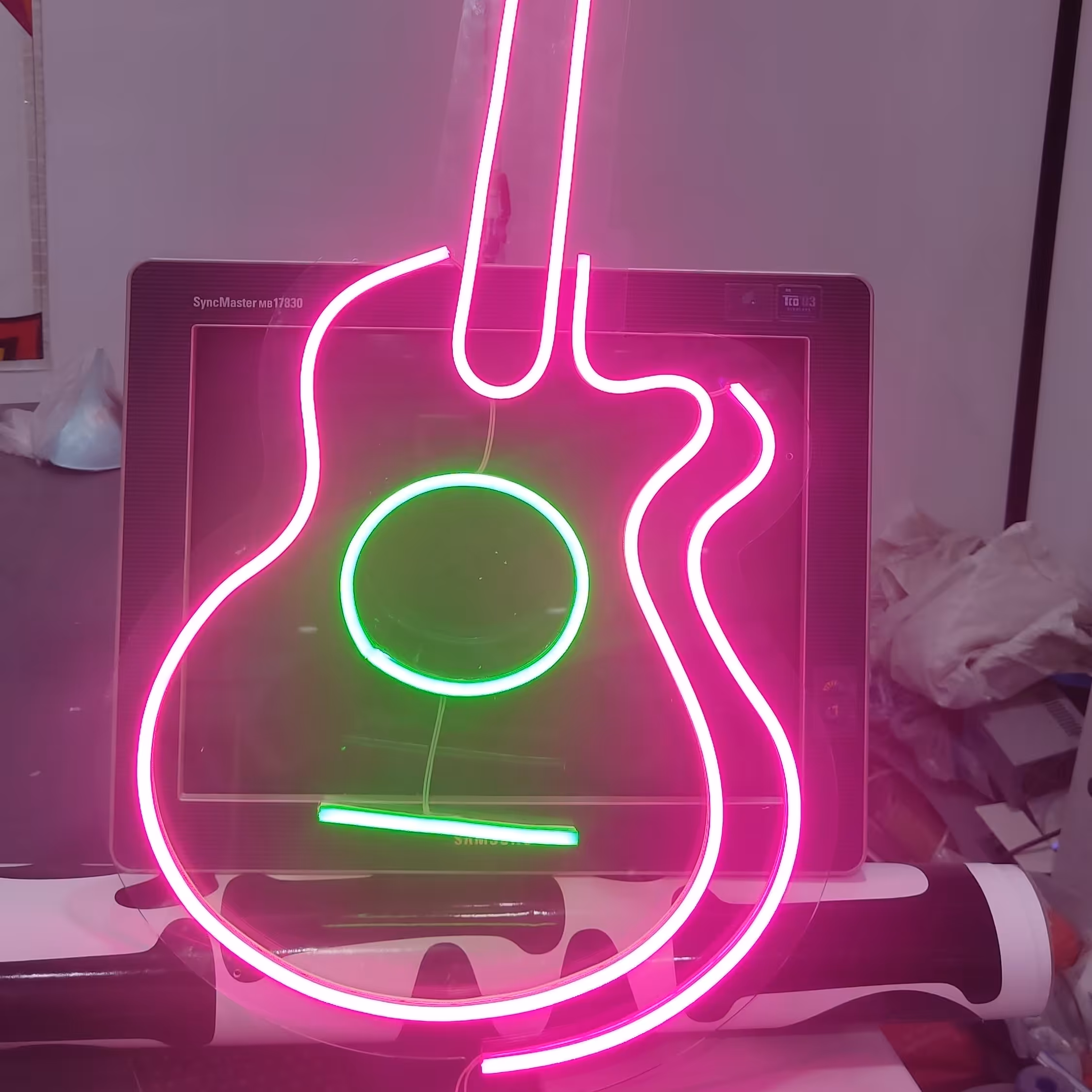 گیتار نوری نئون فلکسی